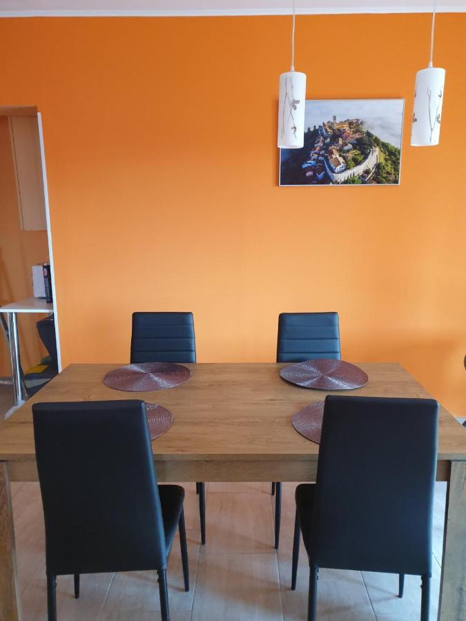 Apartman Tramonto Motovun Exteriör bild